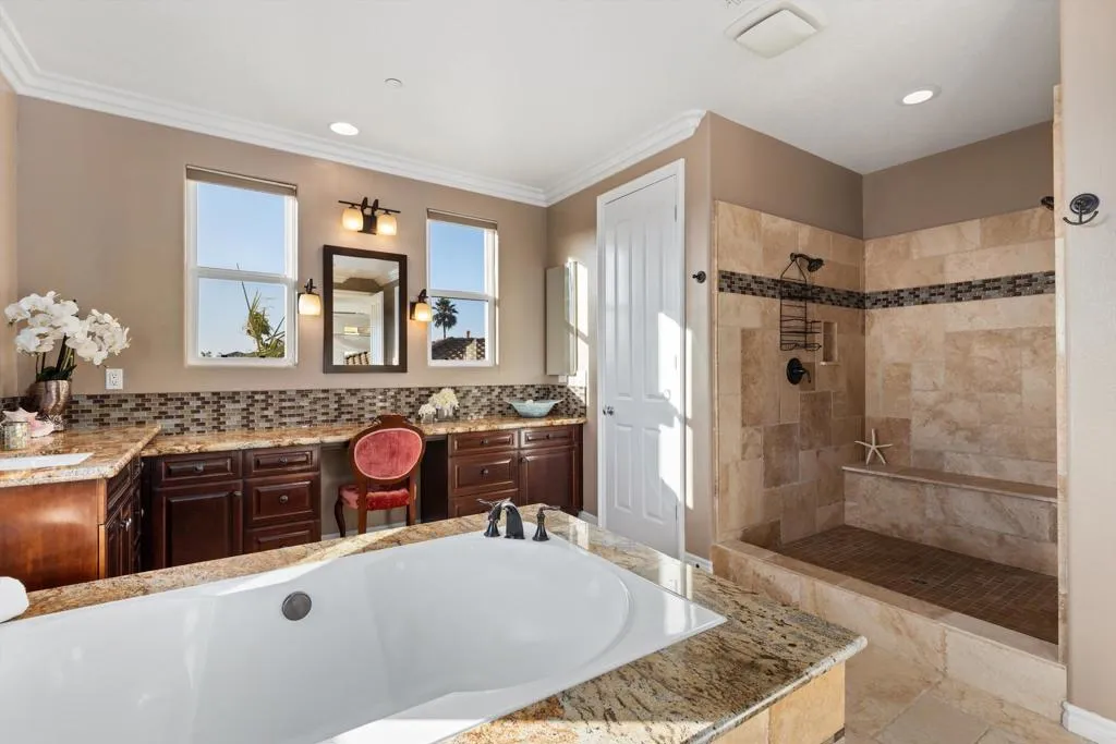 main property photo 76