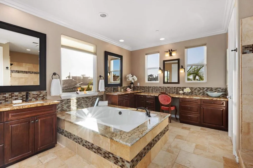 main property photo 90