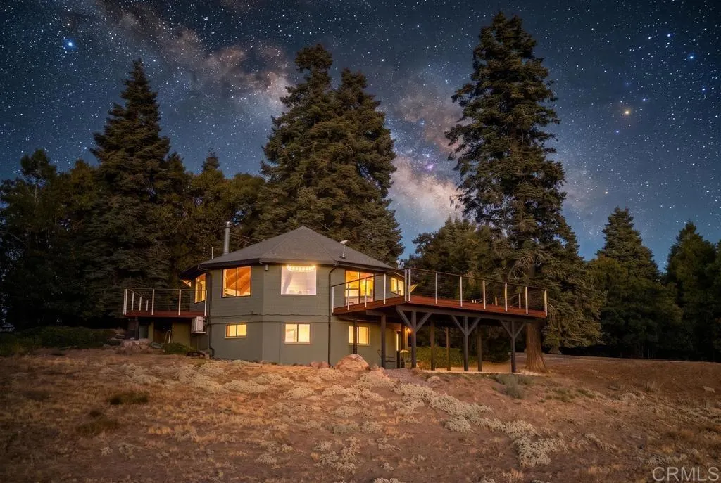 main property photo 0