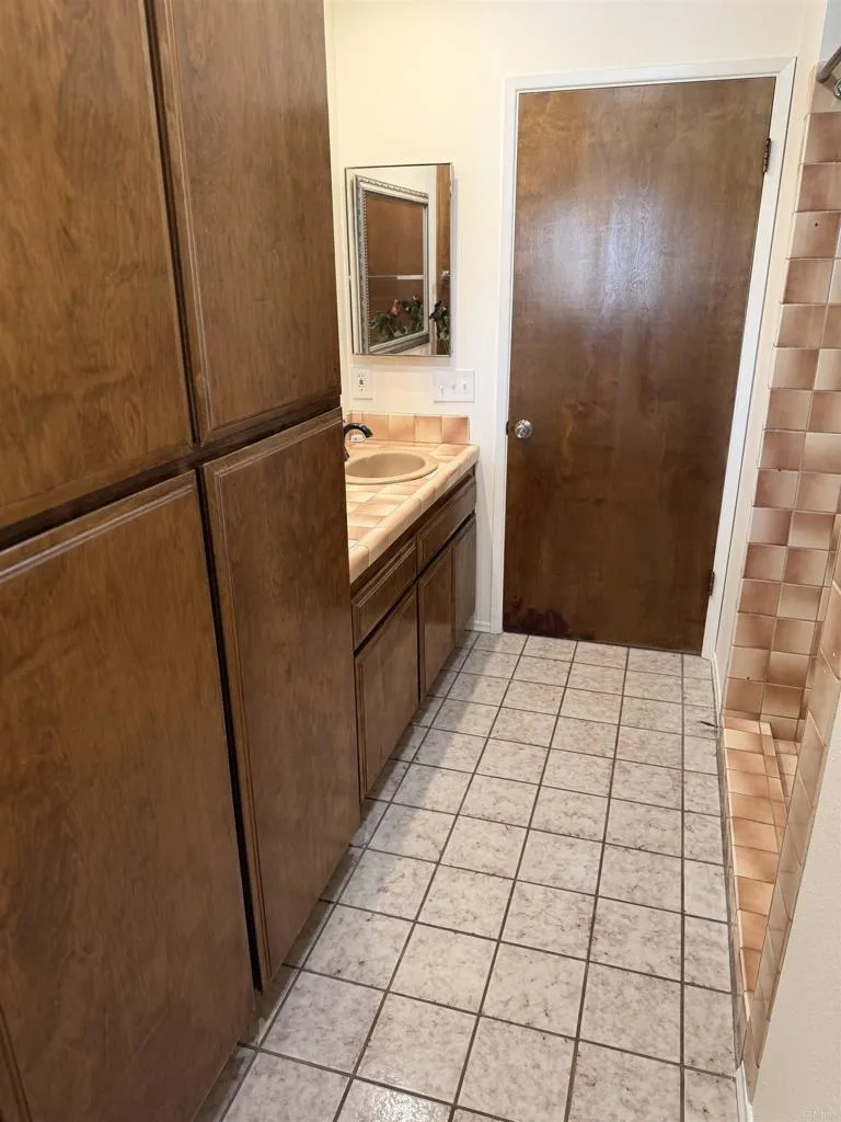 main property photo 66