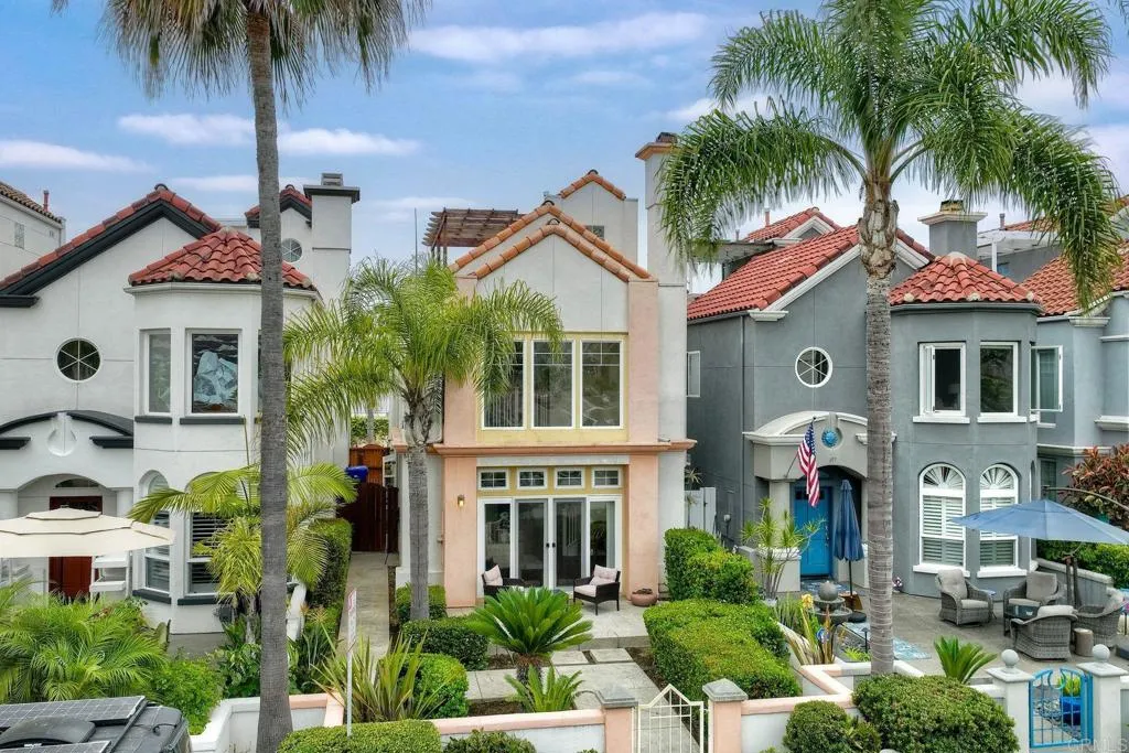 main property photo 0