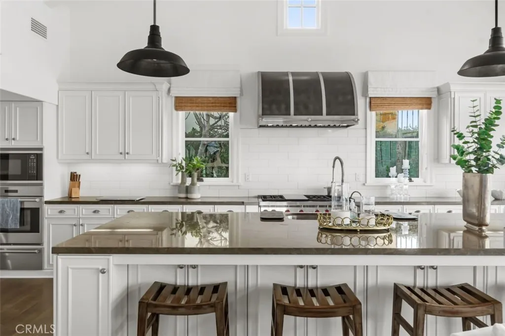 property viewer photo 15