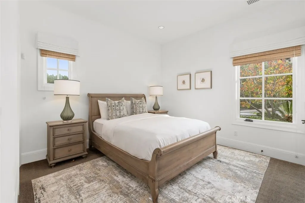 property viewer photo 24