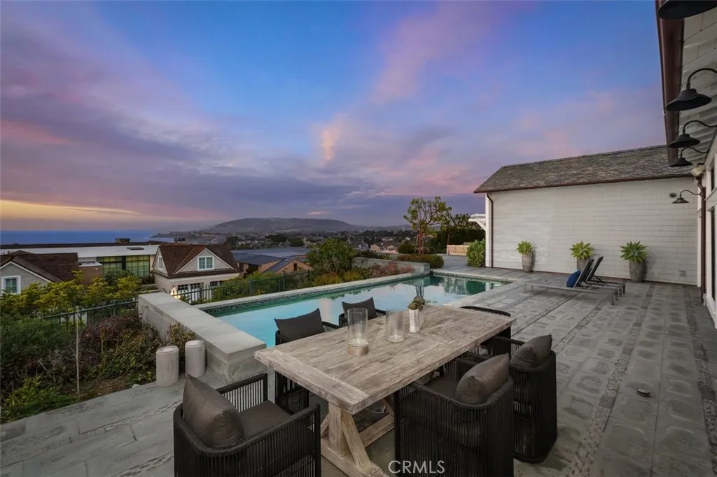 property viewer photo 32