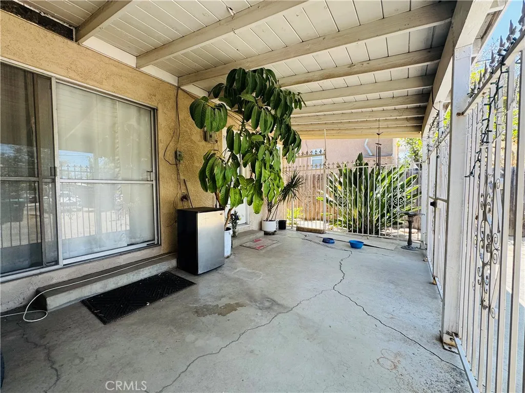 main property photo 15