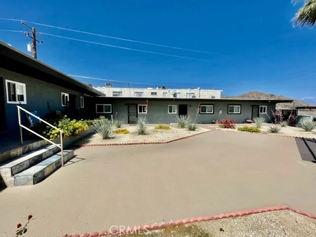 main property photo 6