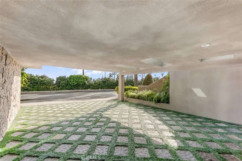 main property photo 63