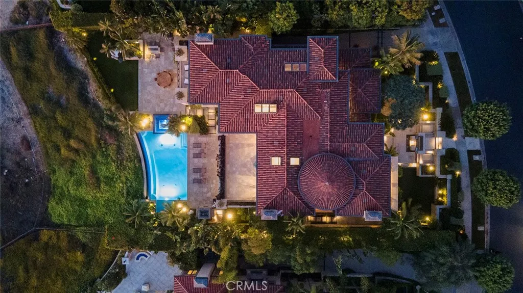 main property photo 50