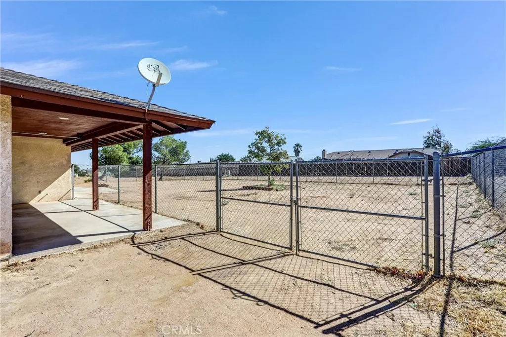 main property photo 15