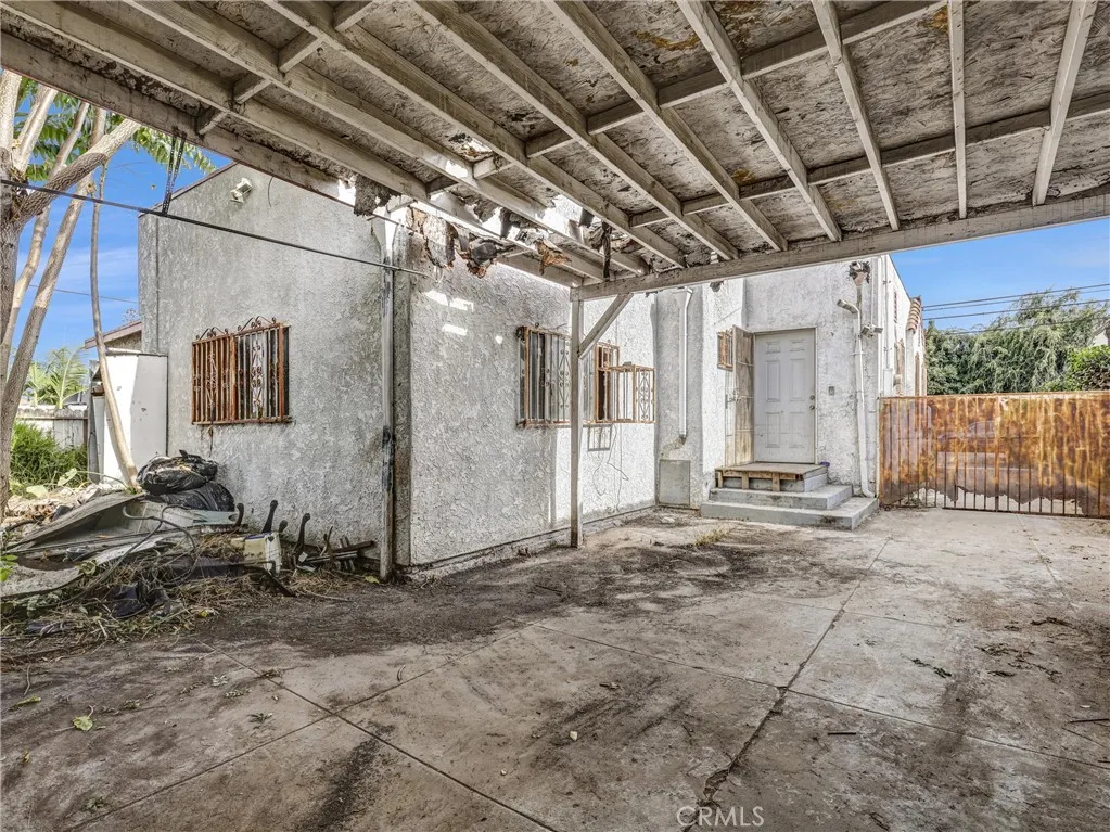 main property photo 33