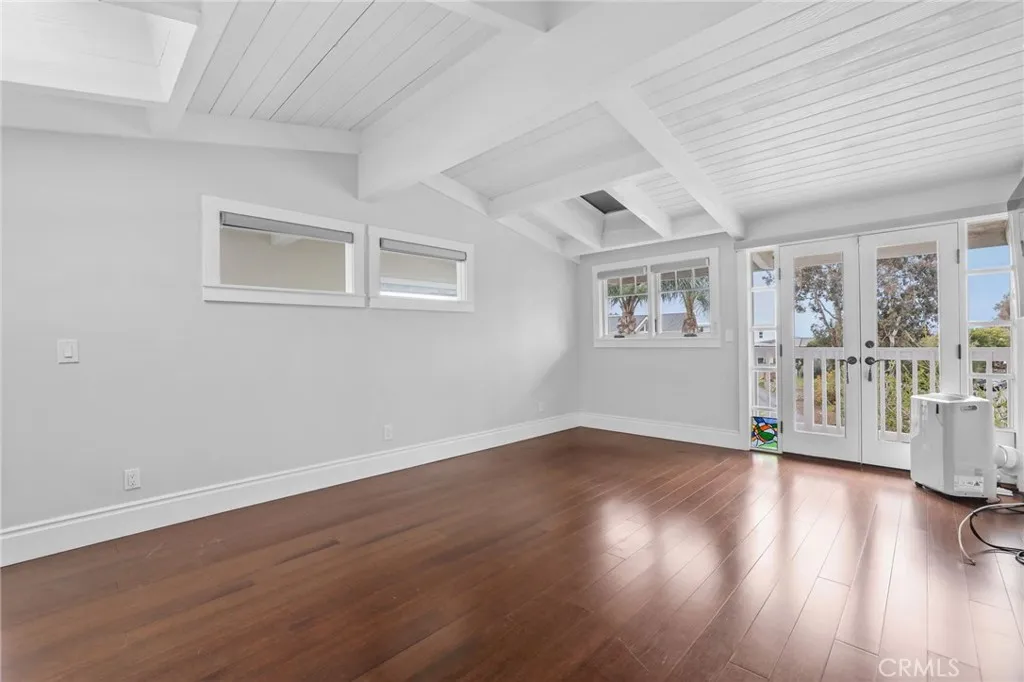 property viewer photo 11