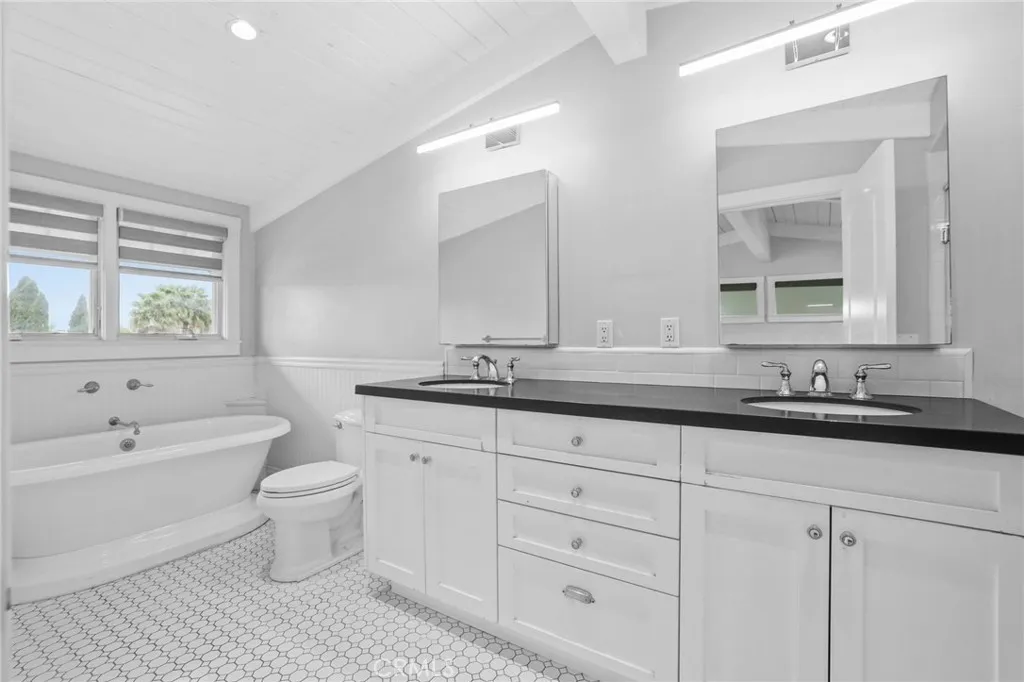 property viewer photo 17