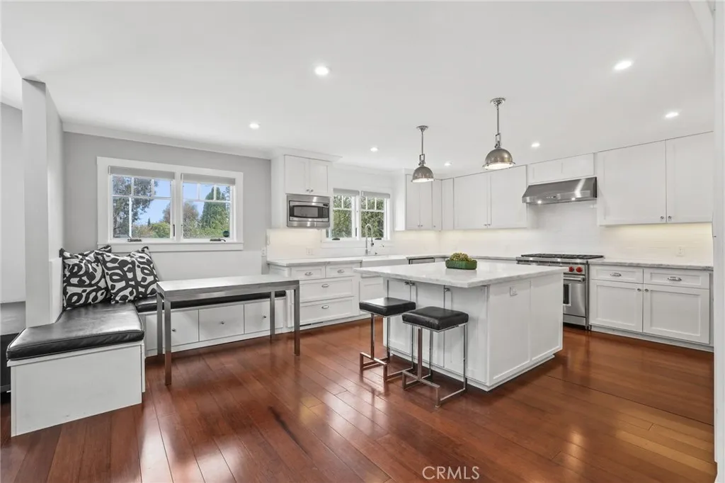 property viewer photo 2