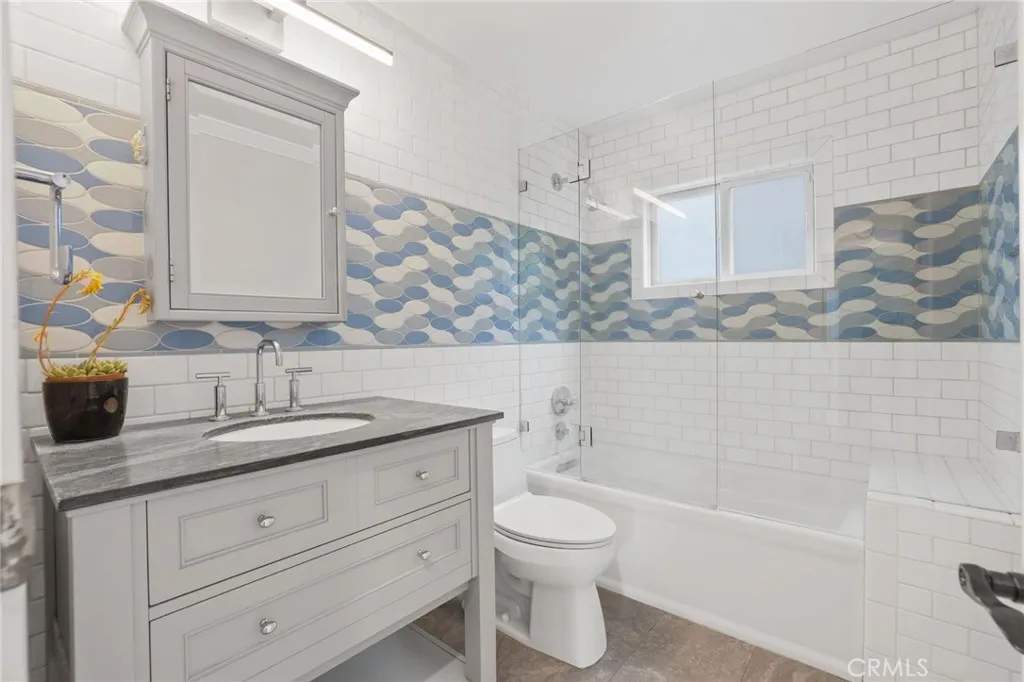 property viewer photo 20