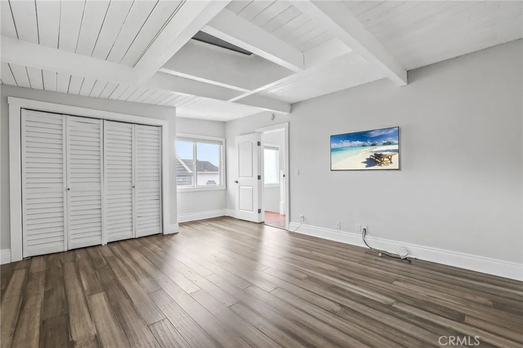 property viewer photo 22