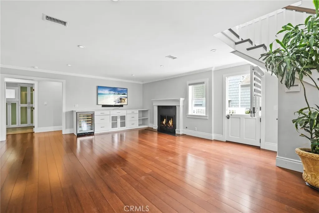 property viewer photo 33