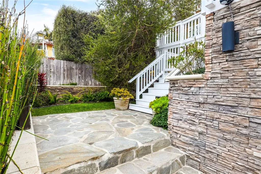 property viewer photo 37