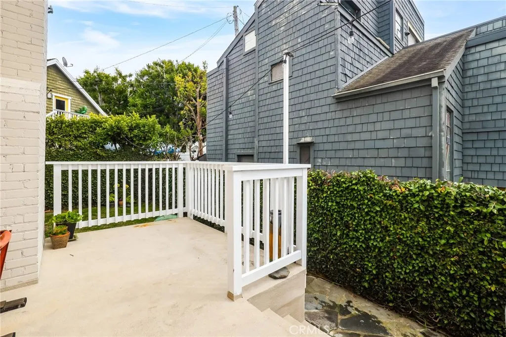 property viewer photo 38