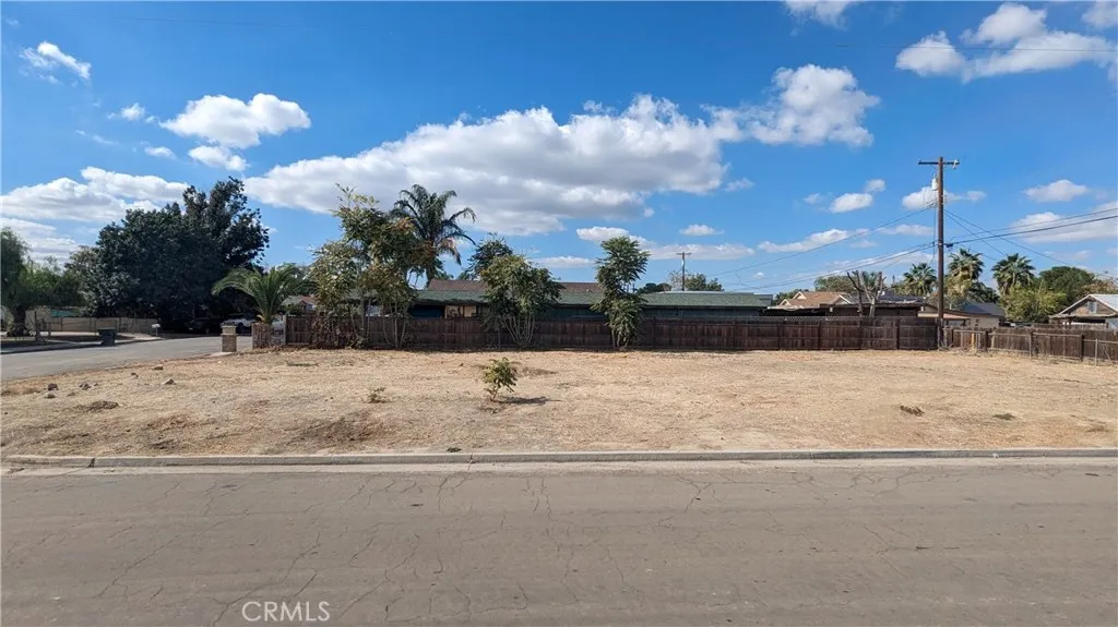 main property photo 9