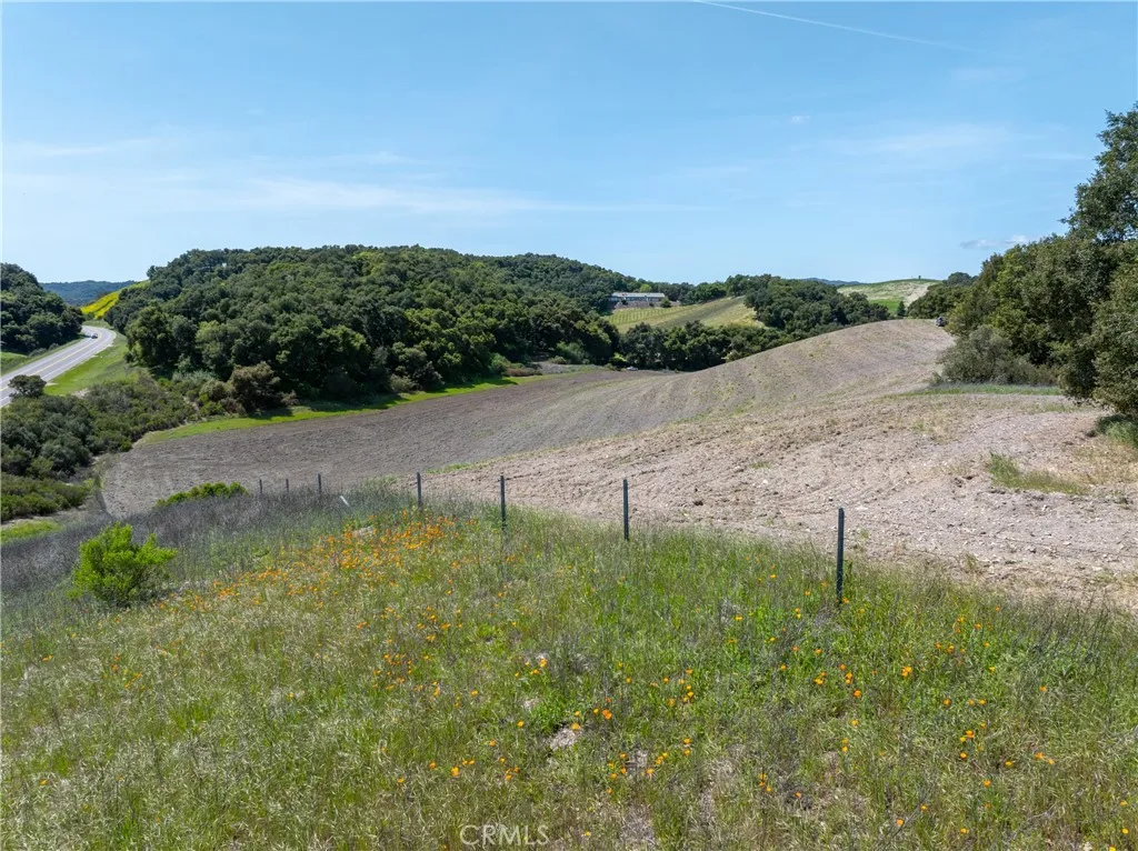 main property photo 41