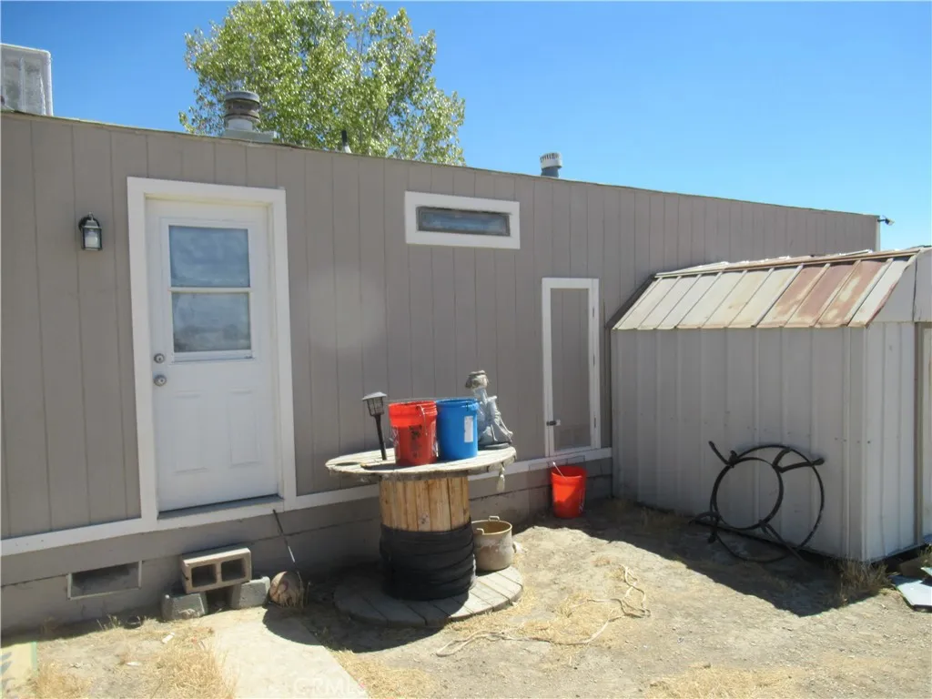 main property photo 12