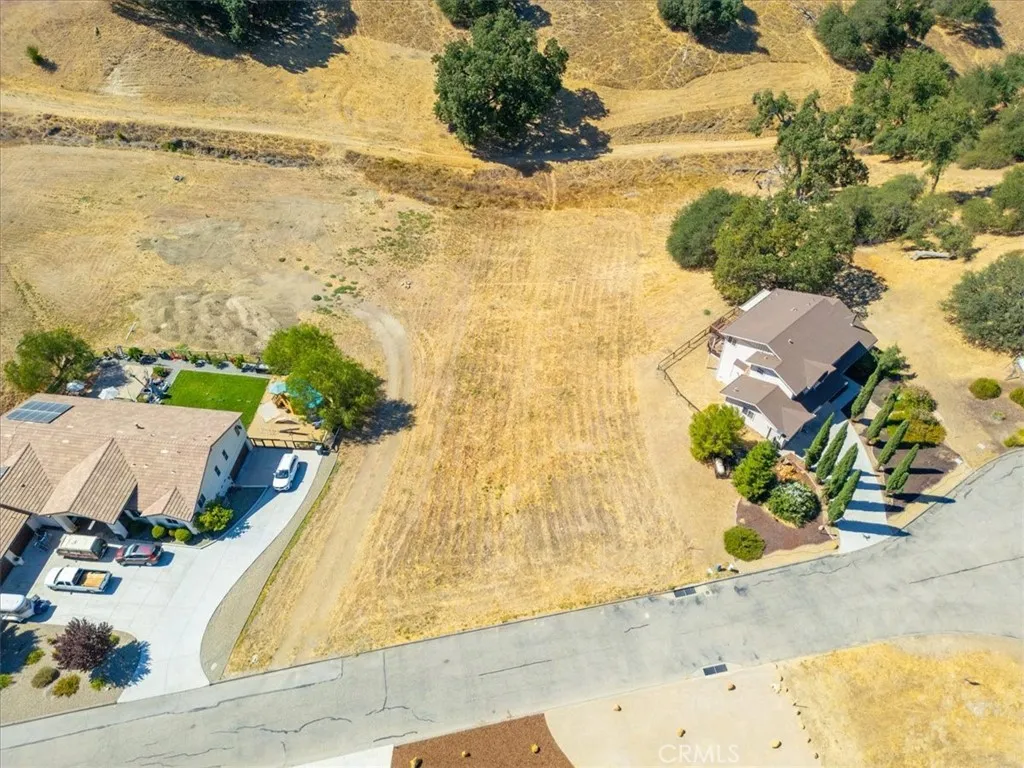 main property photo 17