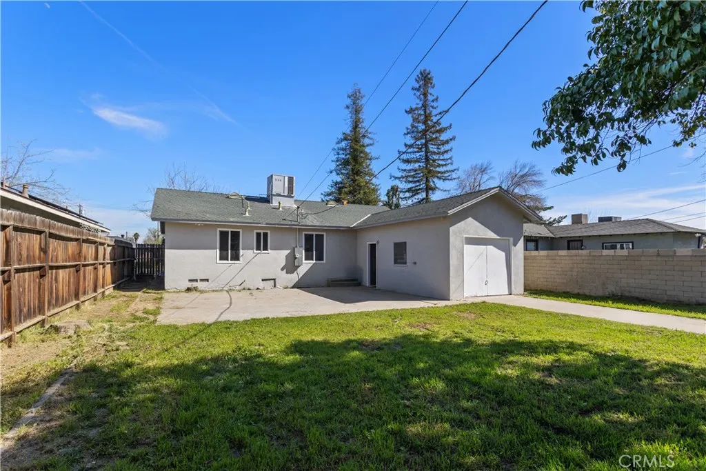main property photo 15