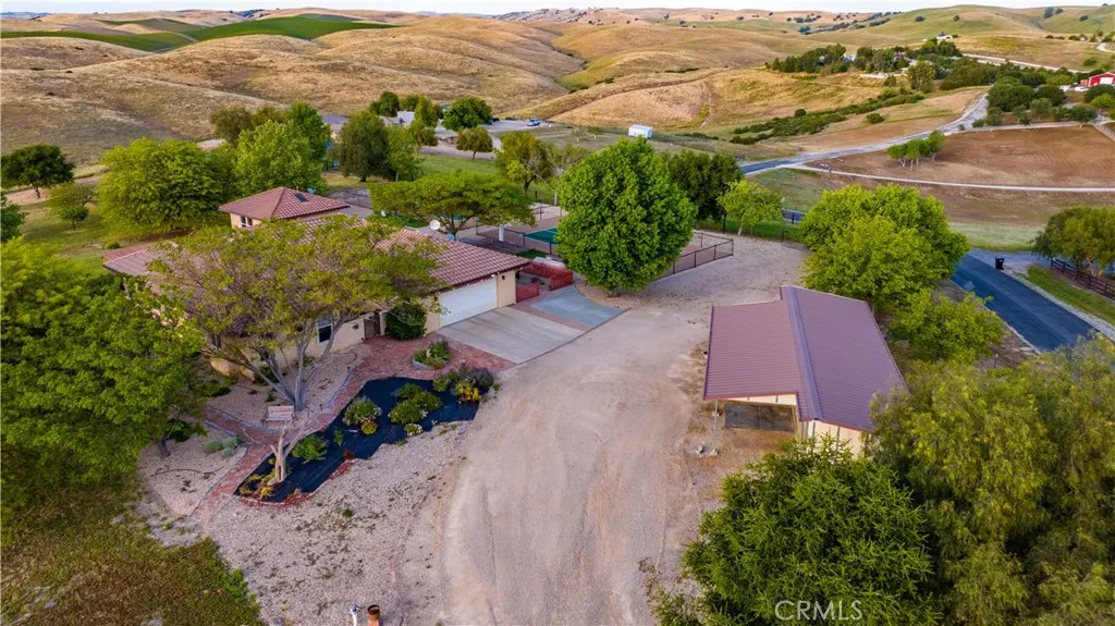 main property photo 47