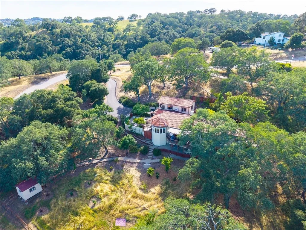 main property photo 70