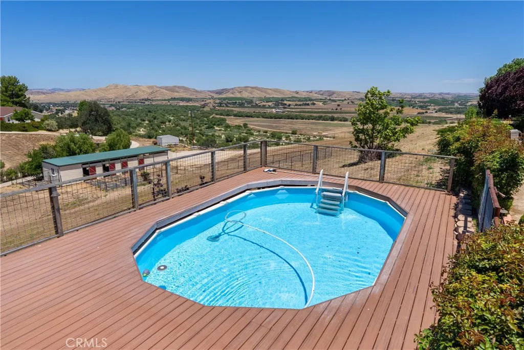 main property photo 61