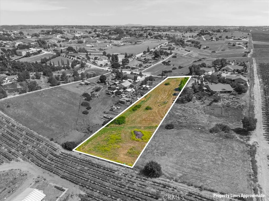 main property photo 8
