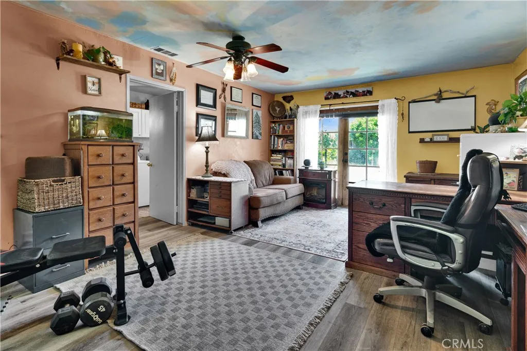 main property photo 18
