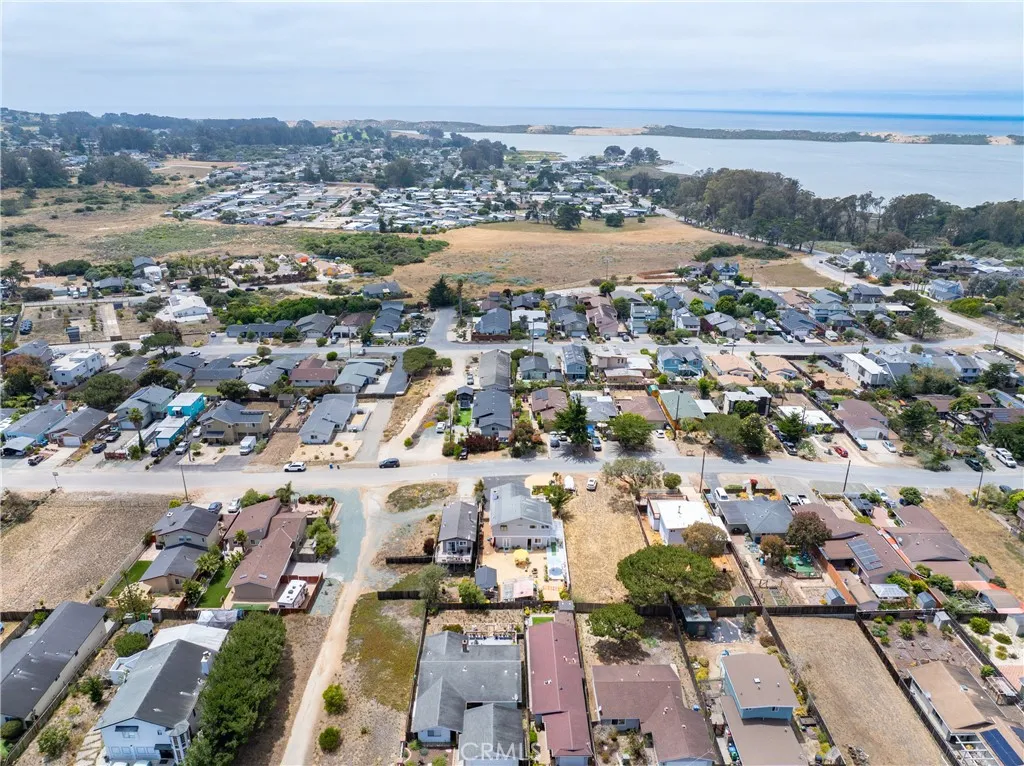 main property photo 49