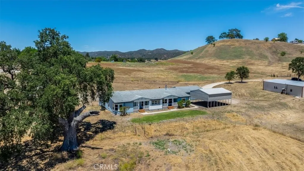 main property photo 67
