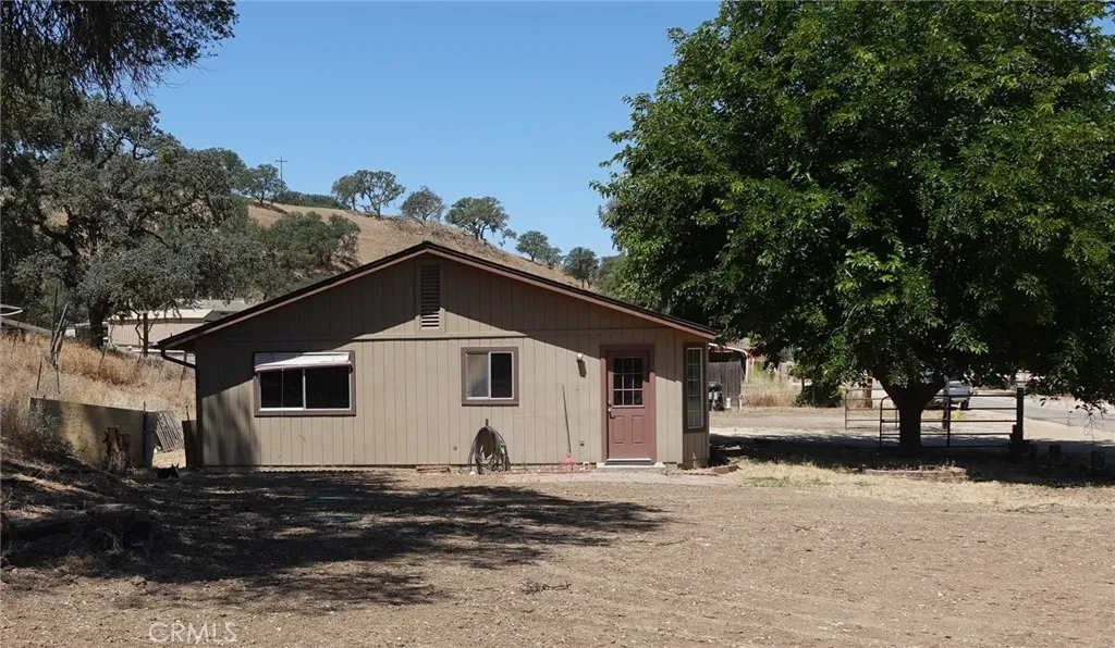 main property photo 15