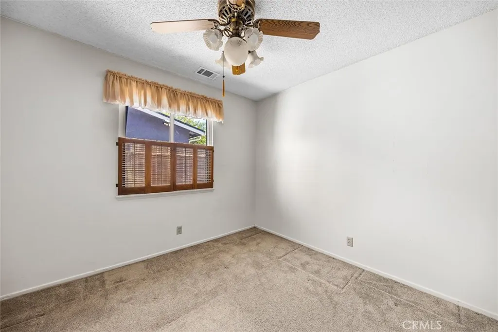 property viewer photo 14