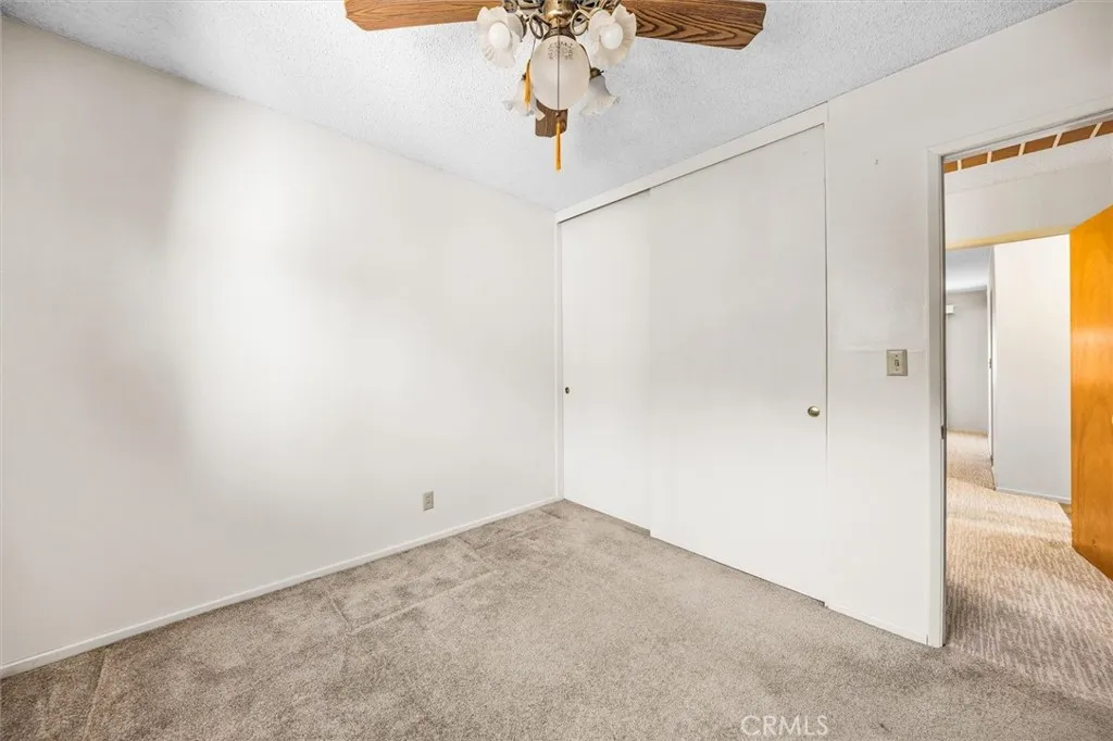 property viewer photo 15