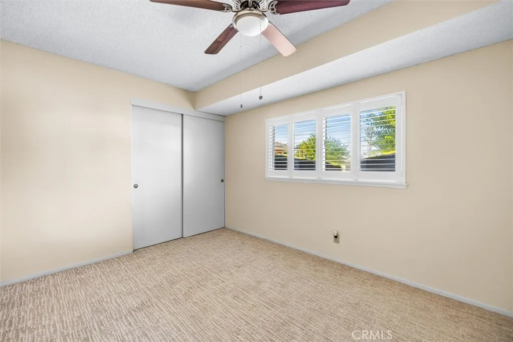 property viewer photo 7