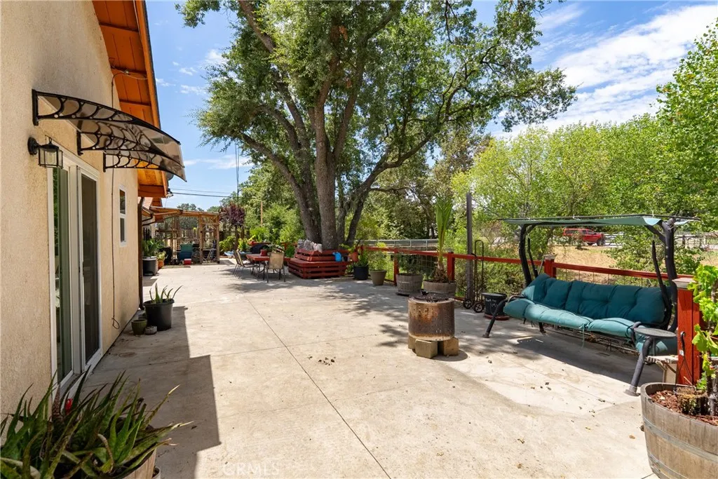 main property photo 46