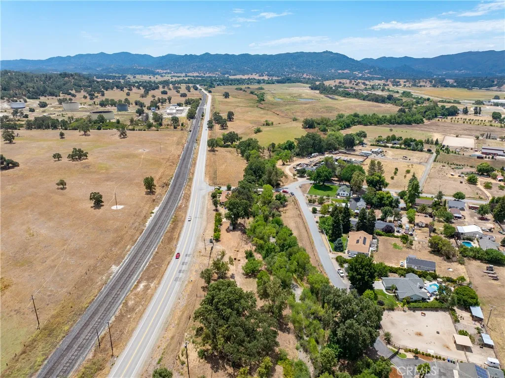 main property photo 60