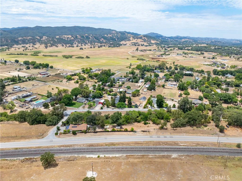 main property photo 66