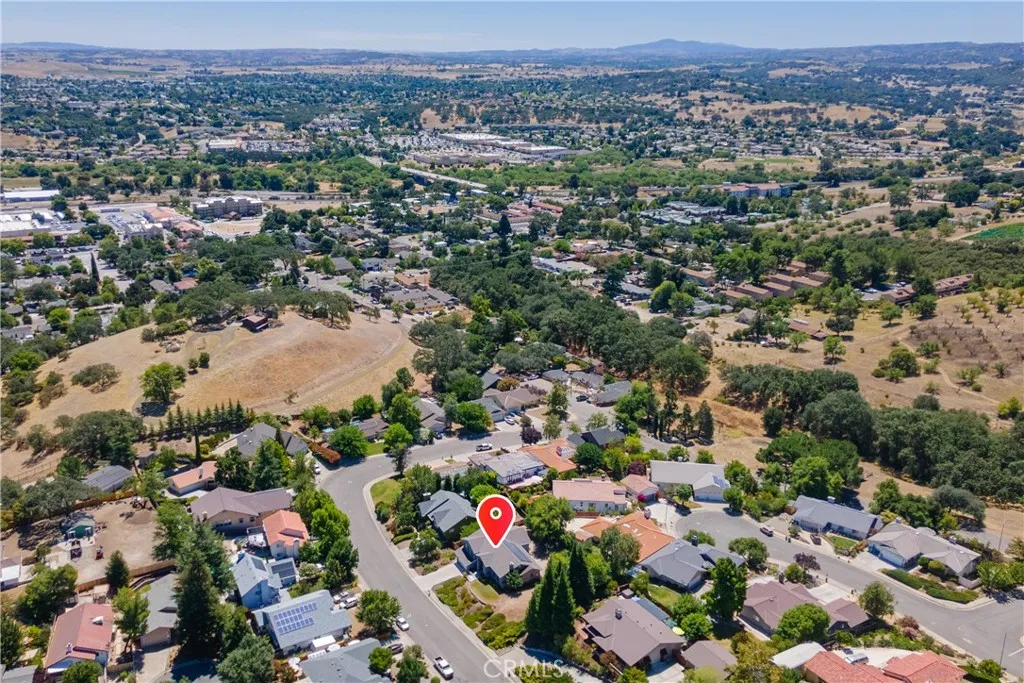 main property photo 24