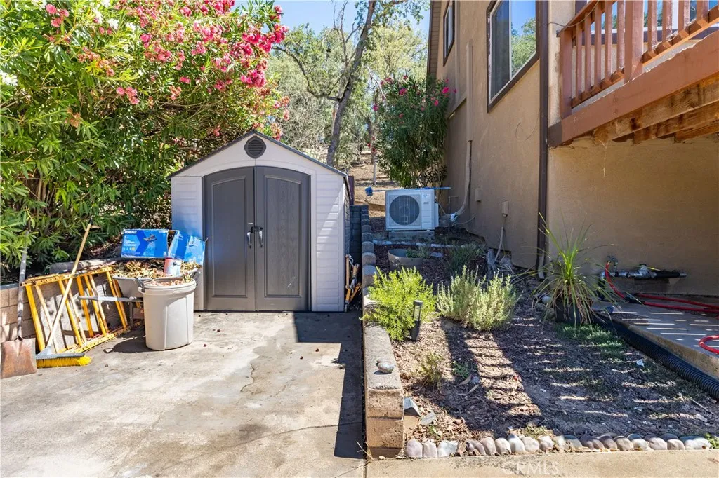 main property photo 23