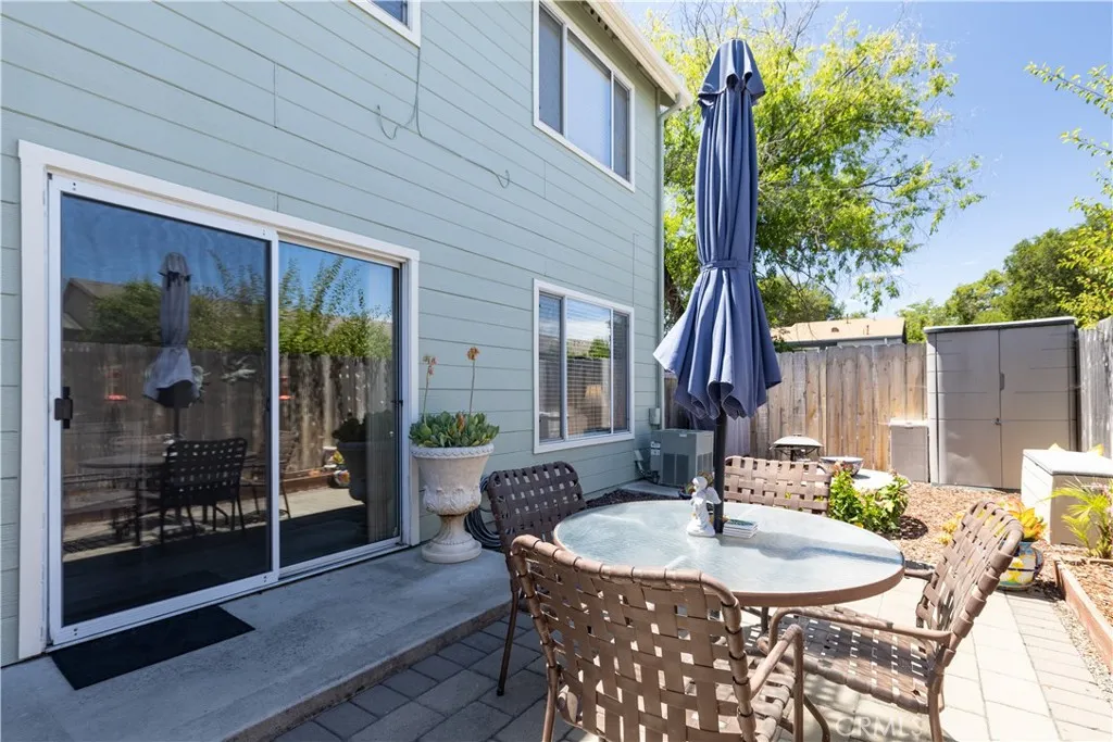 main property photo 29