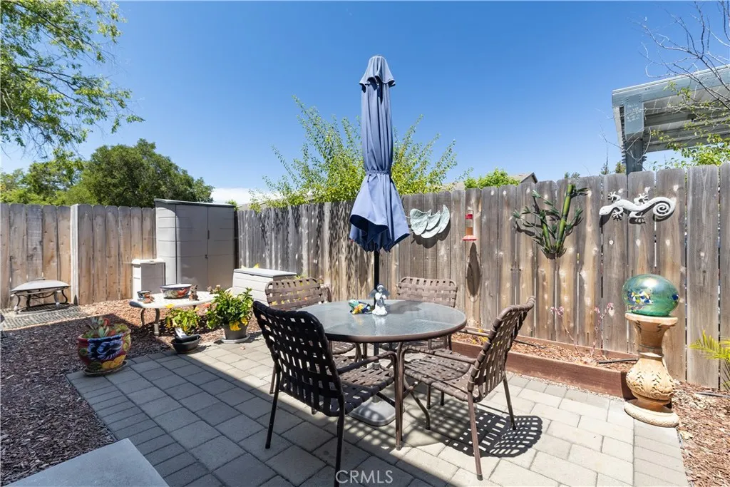 main property photo 30