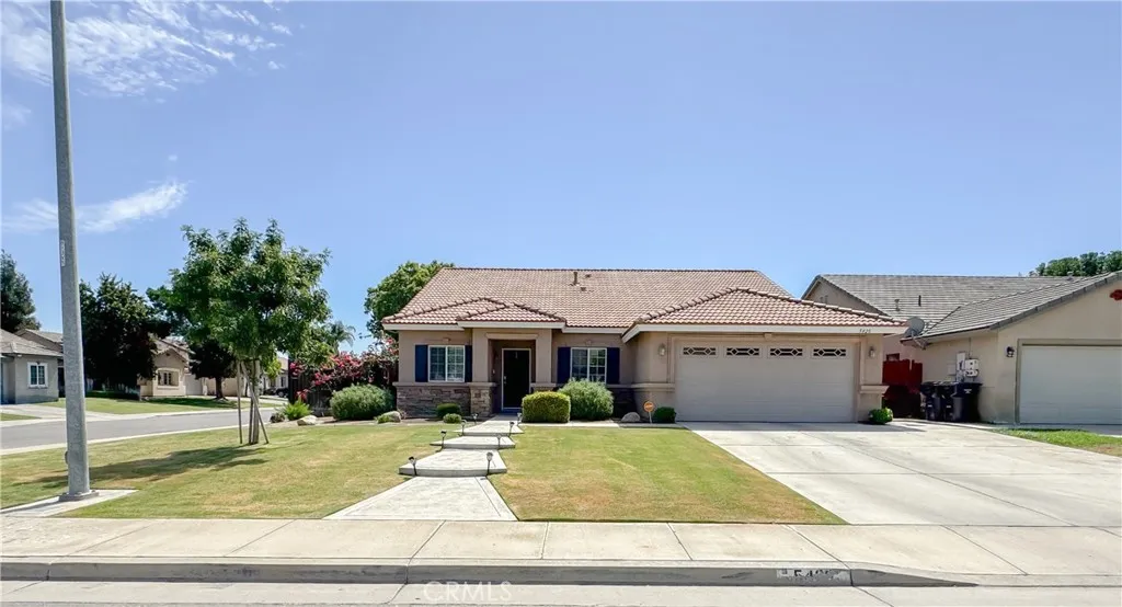 main property photo 44