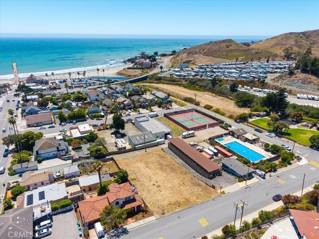 main property photo 4