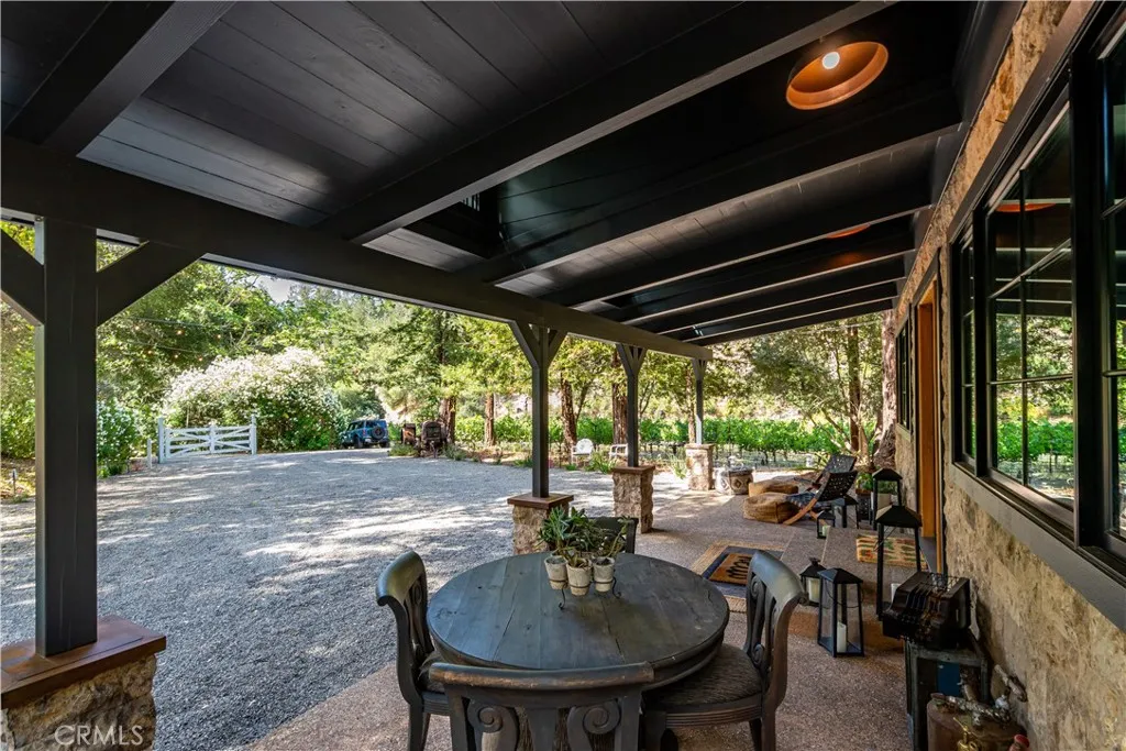 main property photo 50