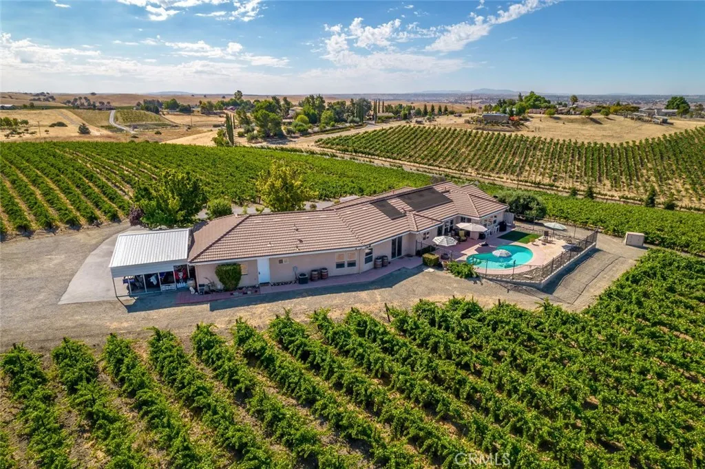 main property photo 50