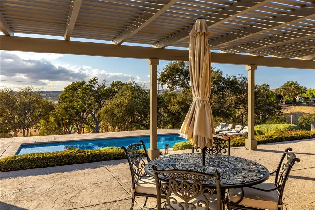 main property photo 109